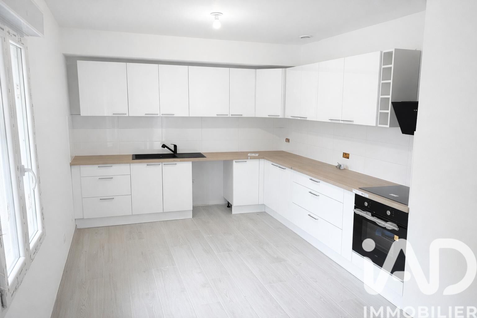 Nimes - 83m² - 4p. - 3ch.