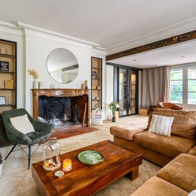 Maison 6 pièces 442260 €