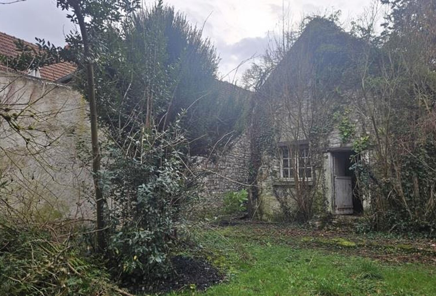 Grange de 1 pièces principales — photo 1