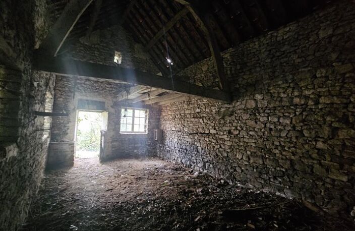 Grange de 1 pièces principales — photo 4