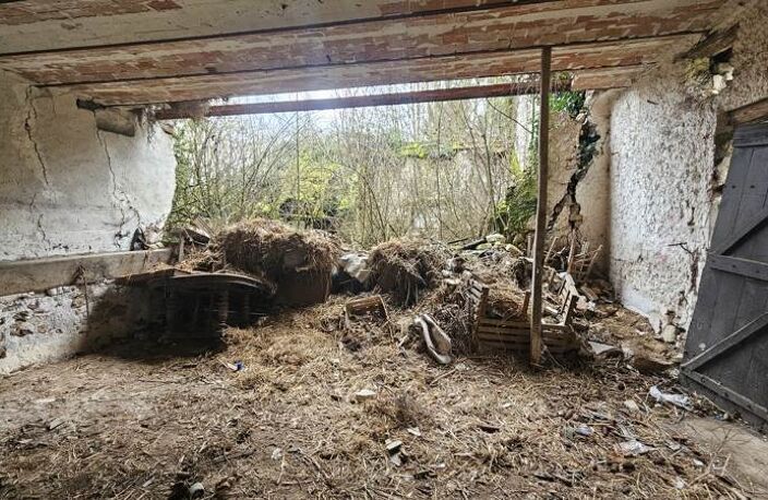 Maison en pierre de 1 pièces principales — photo 2