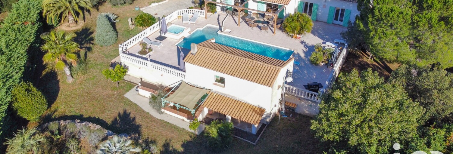 Maison 10 Pièces 258 m² à vendre à Roquebrune-sur-Argens (83520)