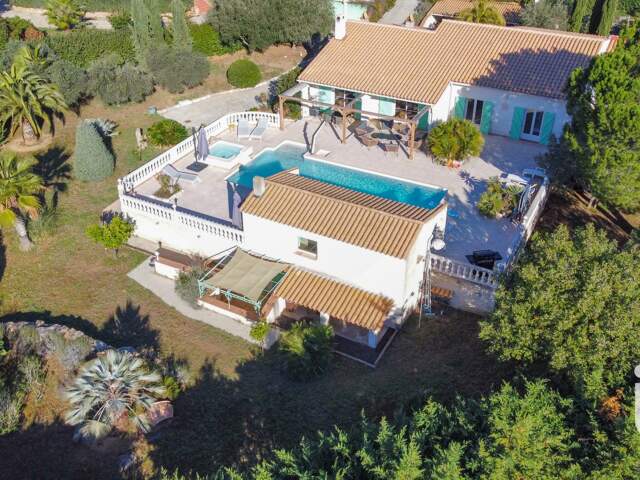 Vente Maison/villa 10 pièces — photo du bien