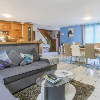 Maison 6 pièces 298452 €