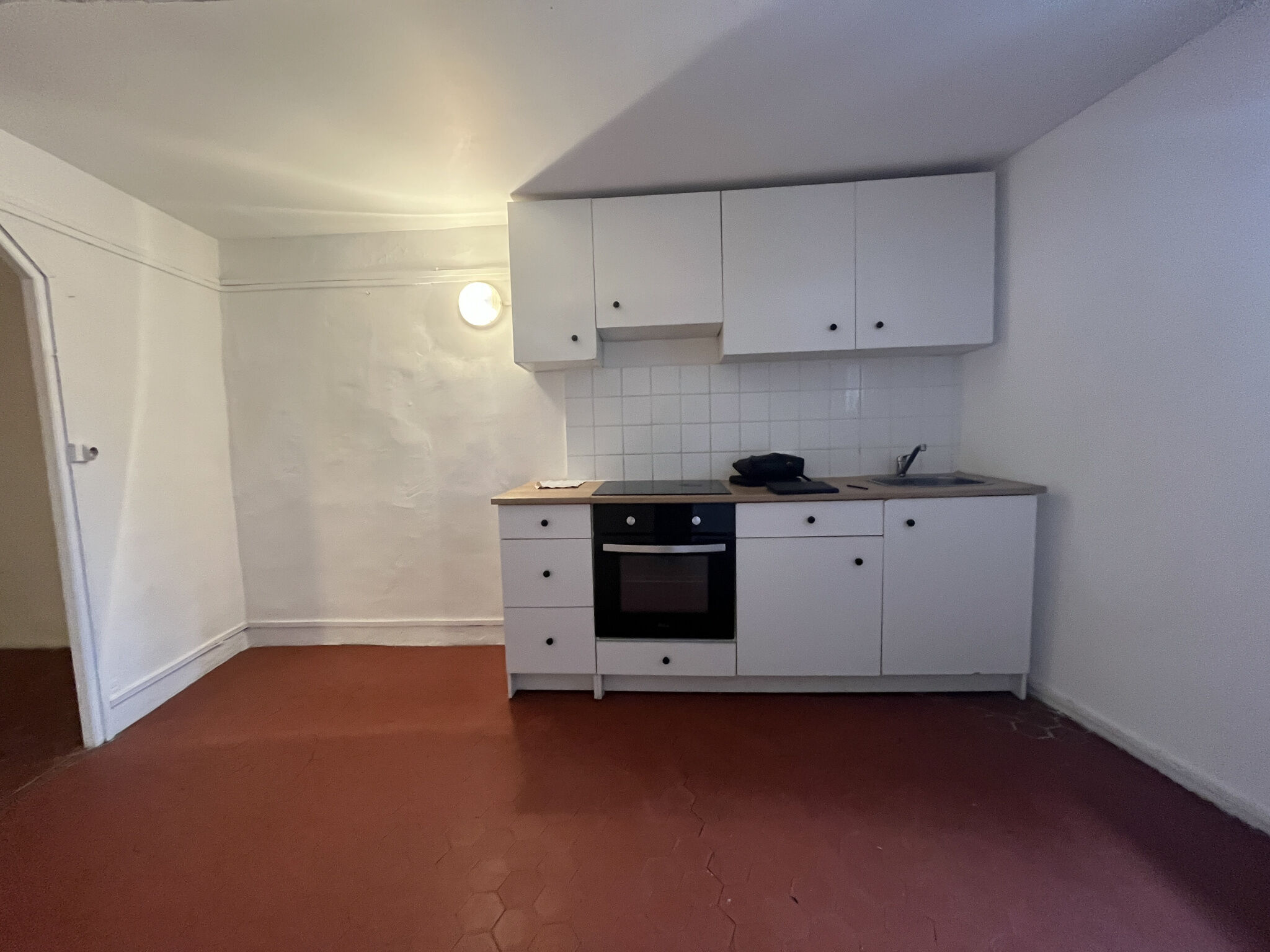 Appartement  T1 à louer Aubagne 13400