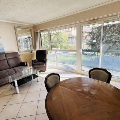 Appartement 5 pièces 360000 €