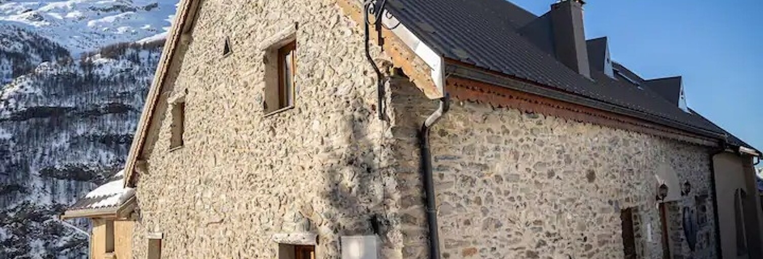 Maison 9 Pièces 261 m² à vendre à Villar-d'Arêne (05480)