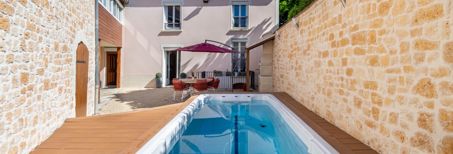 Maison 9 Pièces 250 m² à vendre à Septeuil (78790)