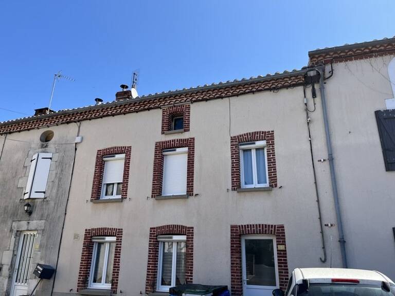 Maison de bourg de 4 pièces principales — photo 1