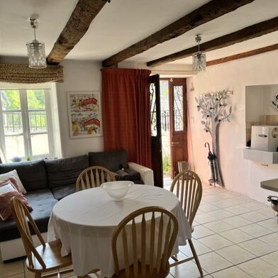 Maison 4 pièces 93415 €