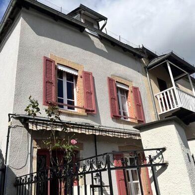 Maison 4 pièces 93415 €