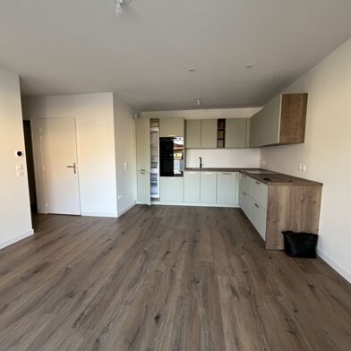 Appartement 3 pièces 276120 €