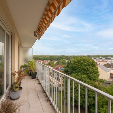 Appartement 4 pièces 254800 €