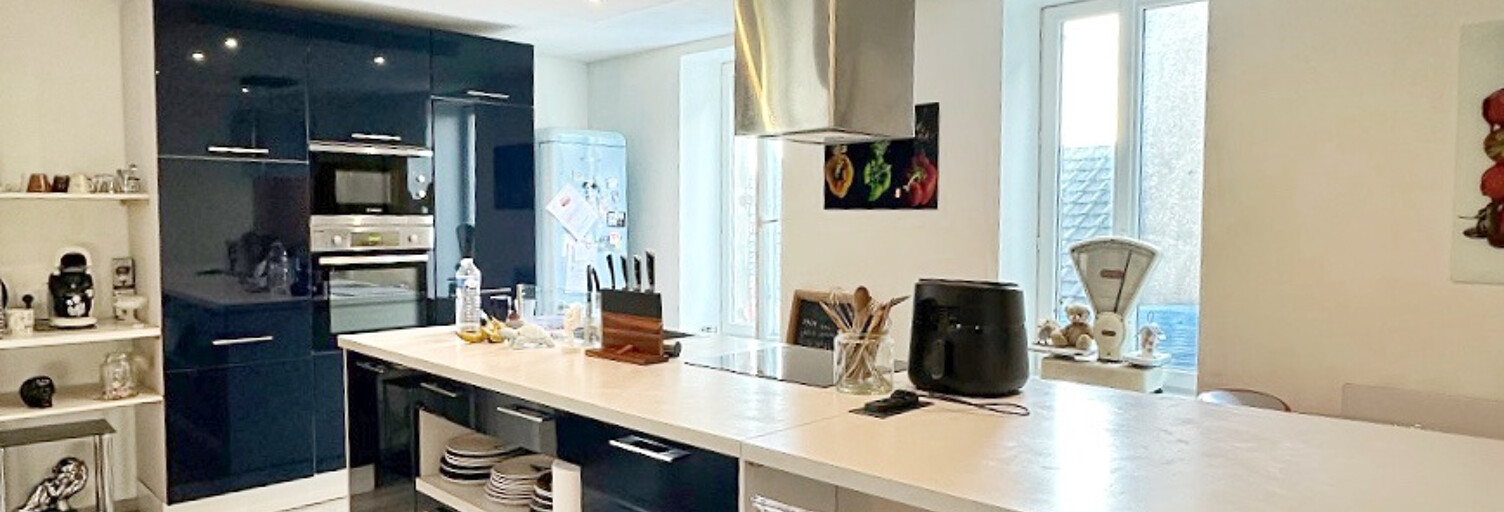 Maison 6 Pièces 220 m² à vendre à Baraqueville (12160)