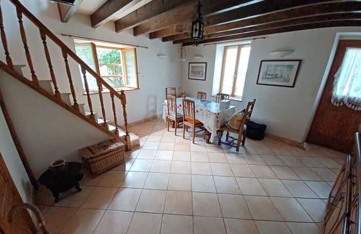 Maison ancienne, T5, 119m2hab dans village au calme avec jar — photo 4