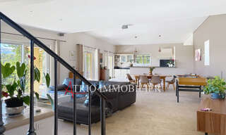Maison 5 Pièces 200 m² à vendre à La Gaude (06610)
