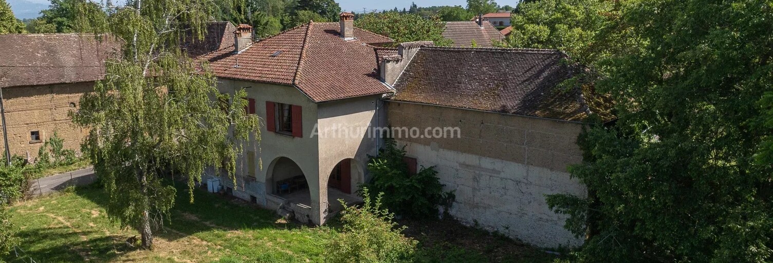 Maison 8 Pièces 230 m² à vendre à Dolomieu (38110)