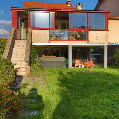 Maison 6 pièces 299000 €