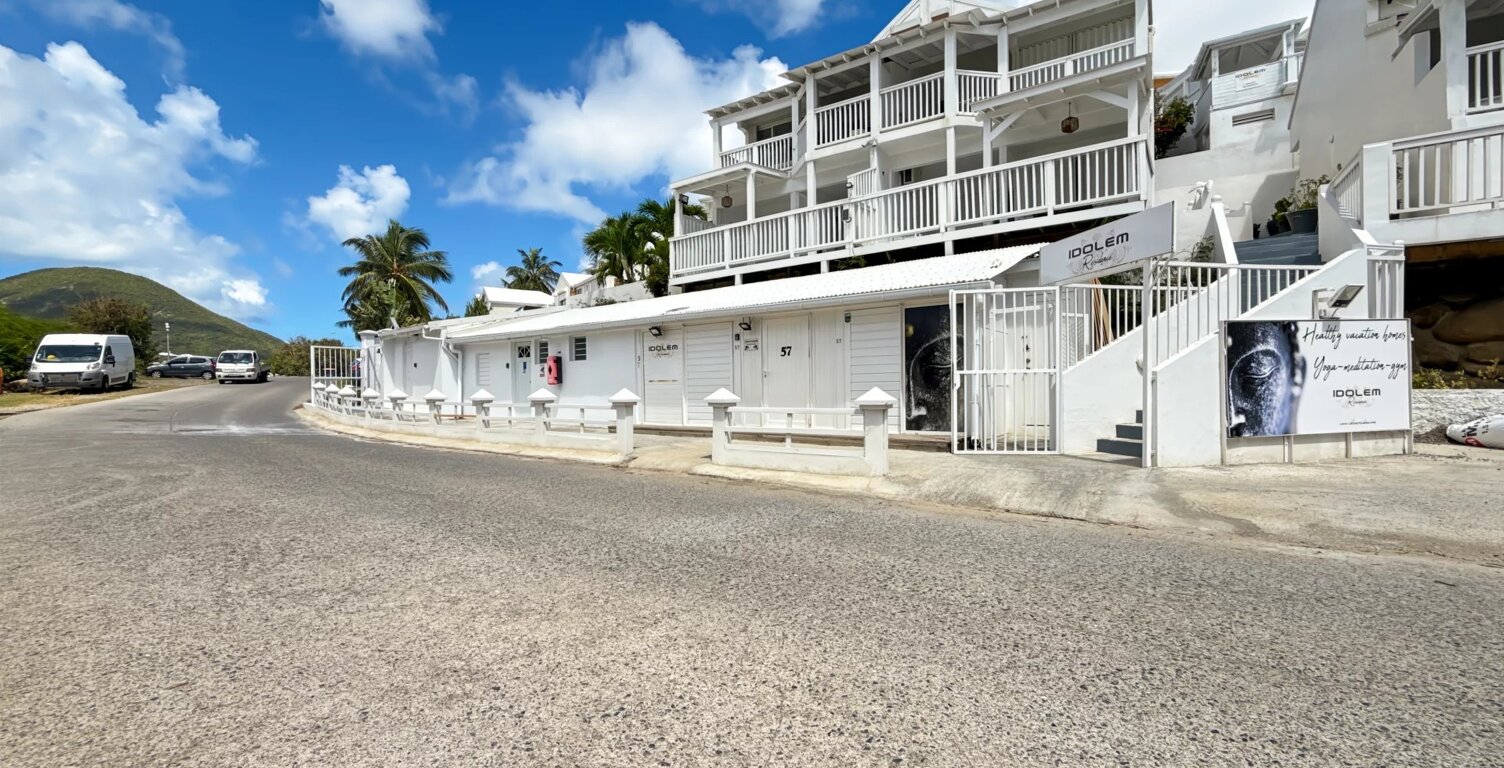 3 locaux commerciaux - Résidence IDOLEM — photo 1