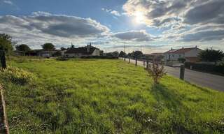 Terrain  605 m² à vendre à Saint-Michel-le-Cloucq (85200)