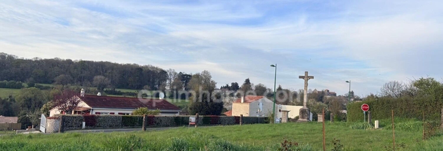 Terrain  605 m² à vendre à Saint-Michel-le-Cloucq (85200)