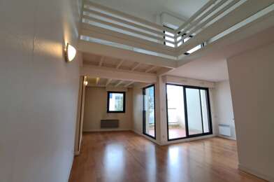 Appartement 4 pièces 372750 €