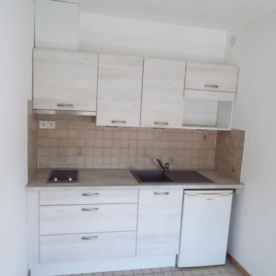 Appartement 1 pièces 425 €