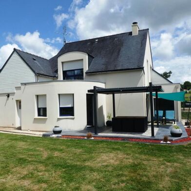 Maison 5 pièces 300000 €