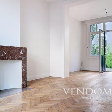 Maison 7 pièces 890000 €