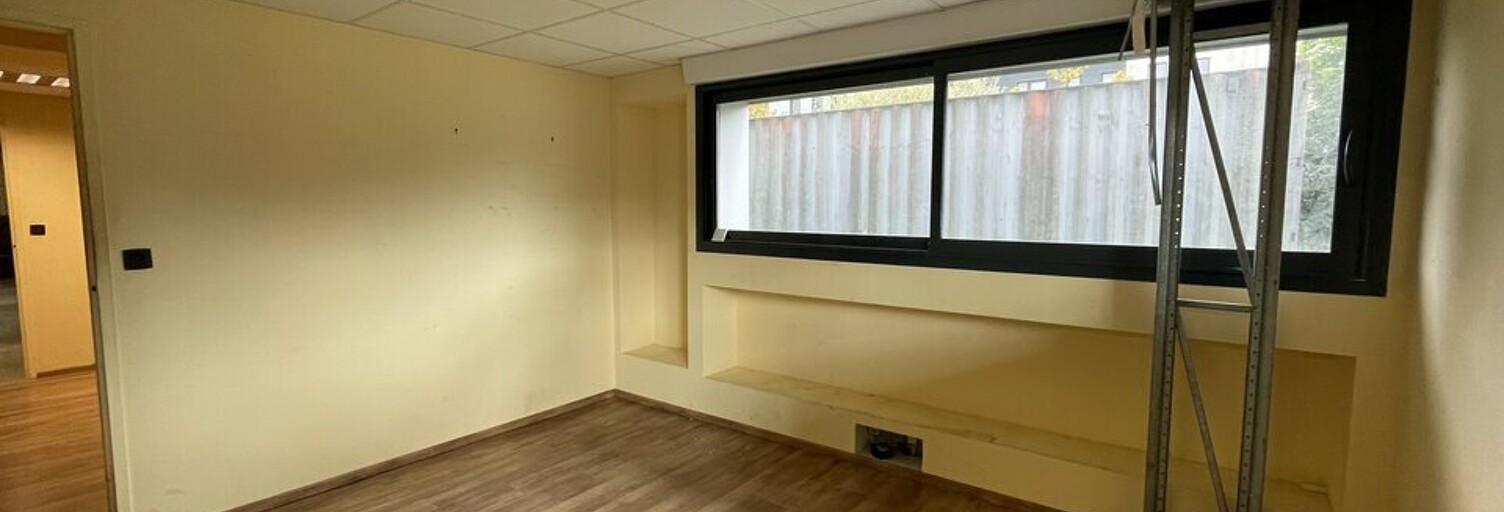 Commerce  300 m² à louer à Lorient (56100)