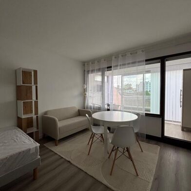 Appartement 1 pièces 530 €