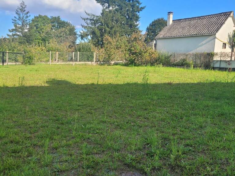 Terrain À Vendre — photo 1