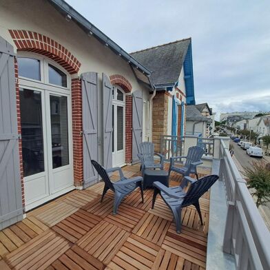 Maison 4 pièces 1490 €