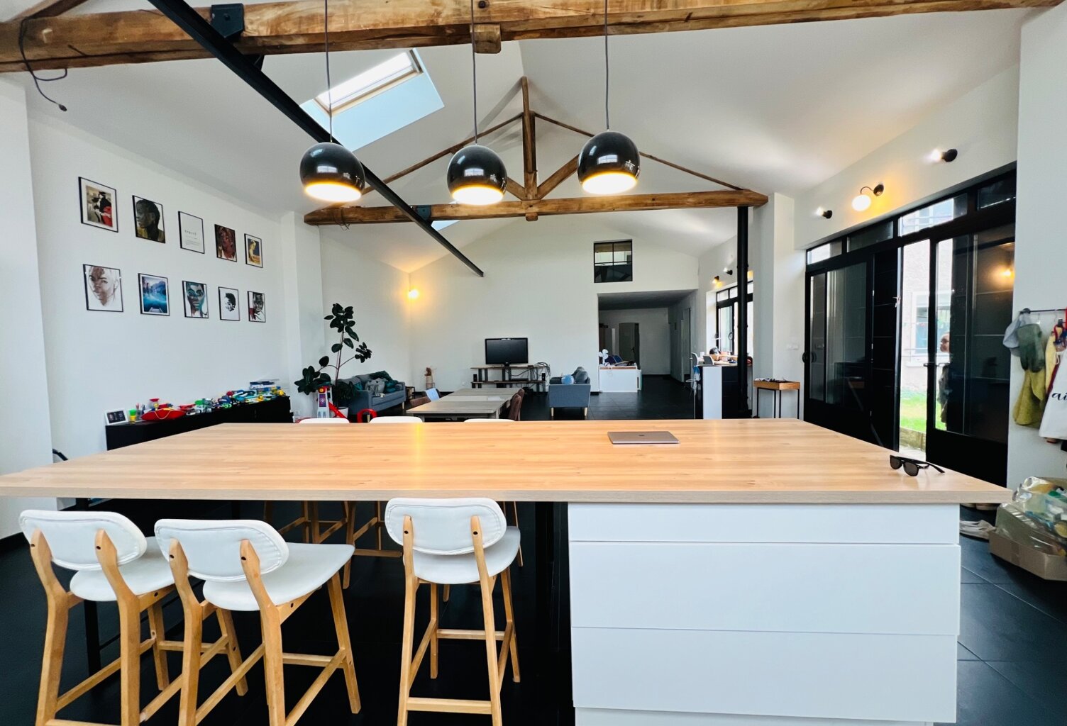 Maison type LOFT- 4 chambres 259m² Châtellerault — photo 1