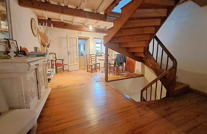 Maison rénovée – 238 m² Villespy– 9 pièces — photo 3