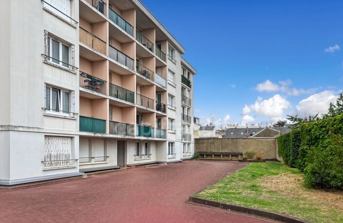 Appartement T2  à vendre LE MANS (72) avec garage fermé proche quartier gare — photo 2