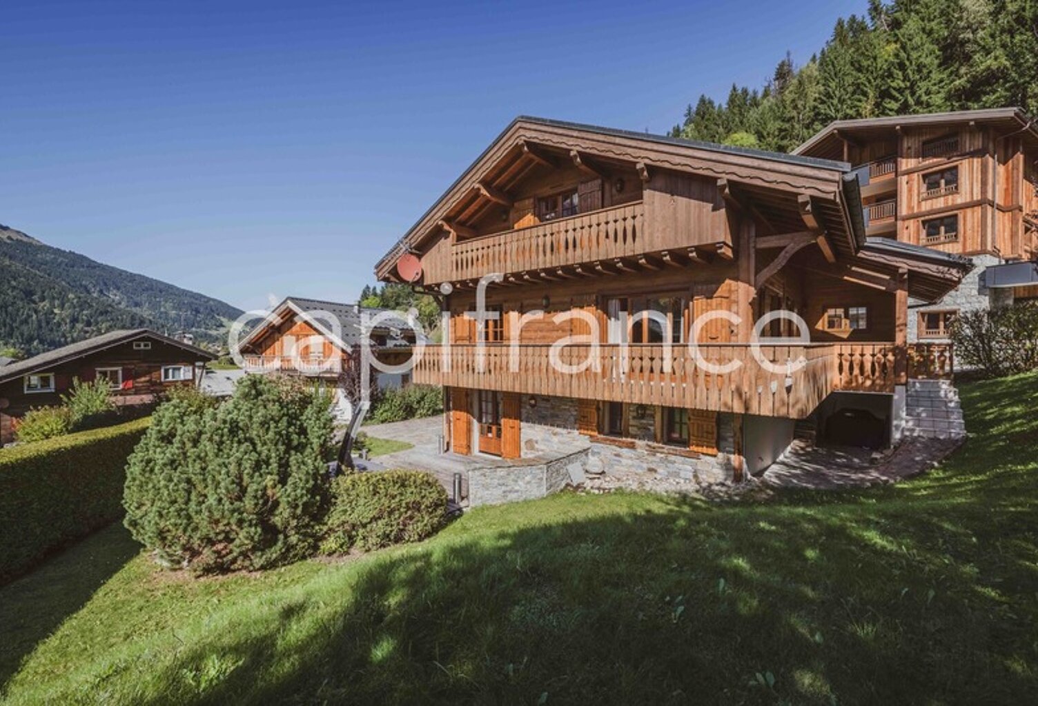 Chalet de caractère, proche du centre du village LES CONTAMINES MONTJOIE (74) — photo 1