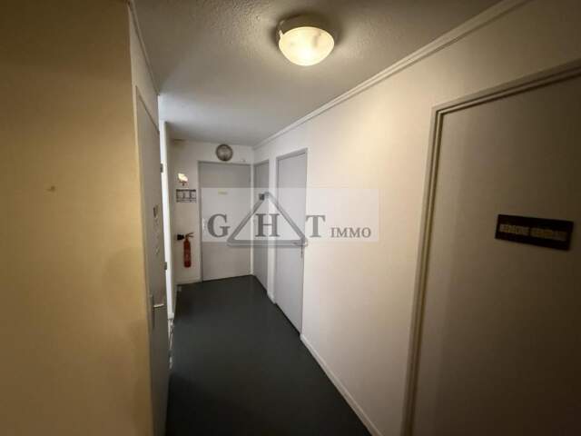 Cabinet médicale de 250m² — photo du bien