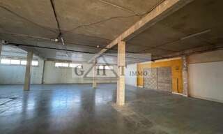 Local industriel  400 m² à louer à Neuilly-Plaisance (93360)