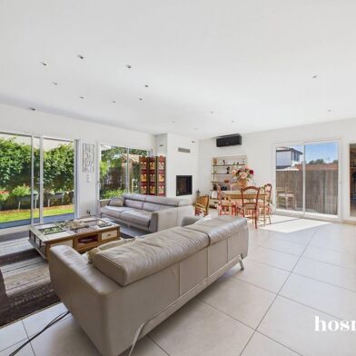 Maison 5 pièces 699000 €