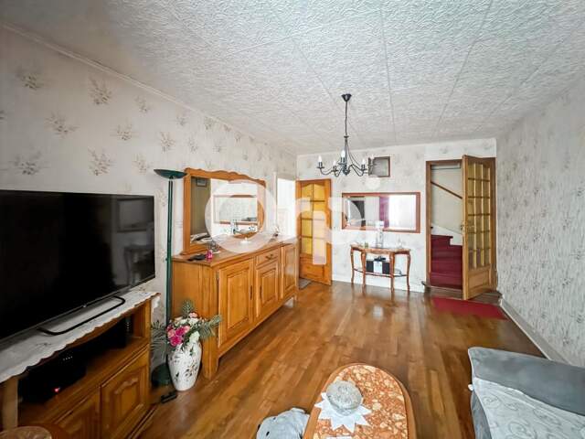 Maison À Vendre — photo du bien