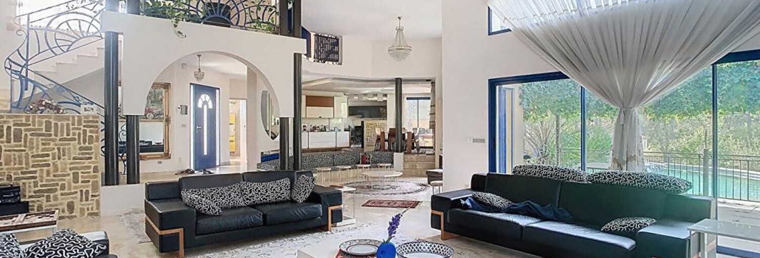 Maison 12 Pièces 365 m² à vendre à Prades-le-Lez (34730)