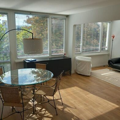 Appartement 4 pièces 233950 €