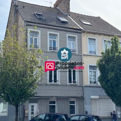 Immeuble  220500 €