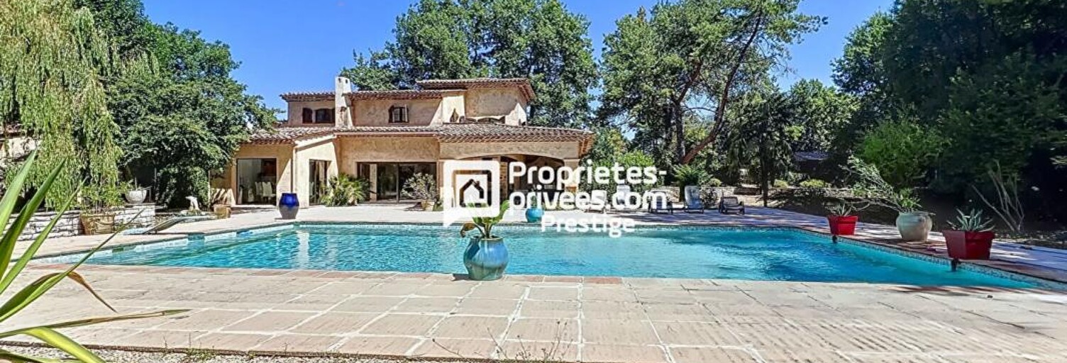 Maison 7 Pièces 211 m² à vendre à Callian (83440)