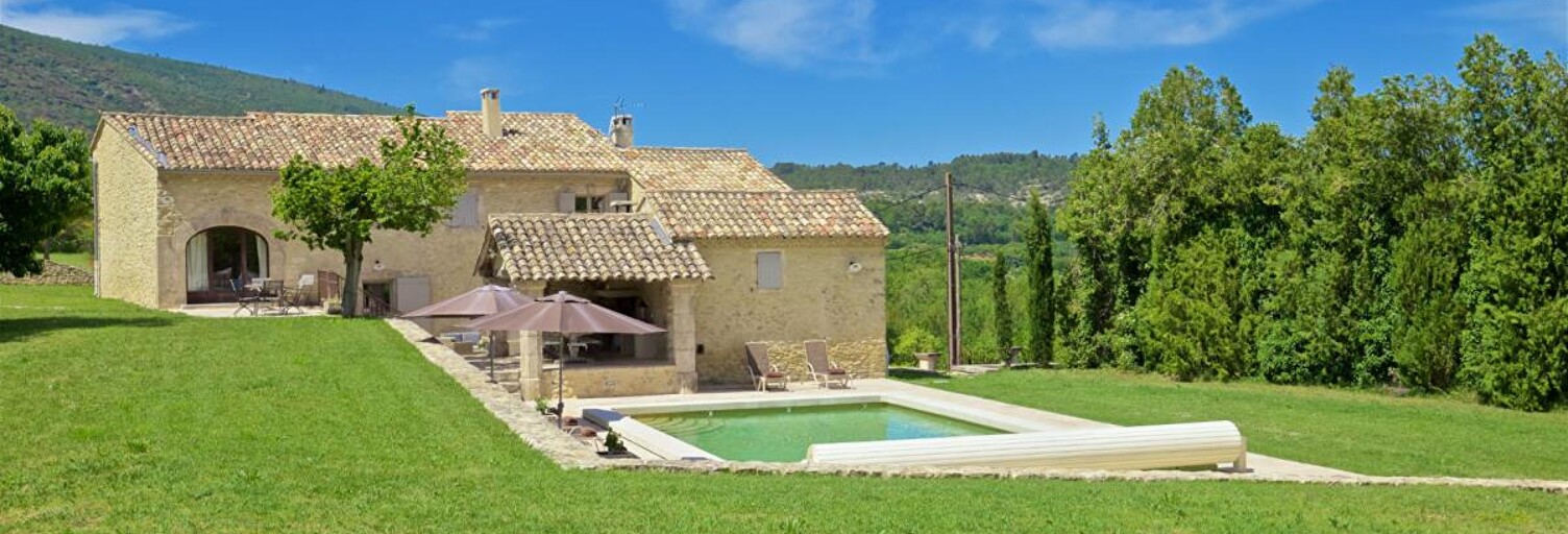 Maison 8 Pièces 220 m² à vendre à Bonnieux (84480)