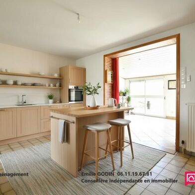 Maison 6 pièces 180000 €