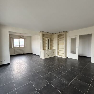Appartement 4 pièces 135000 €