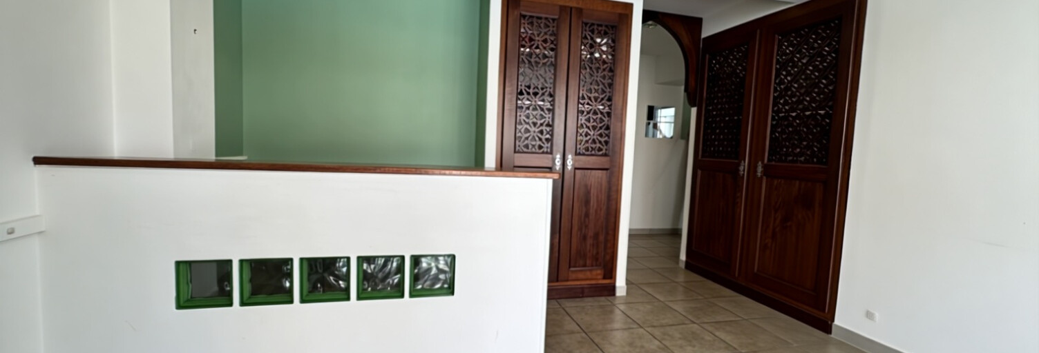 Commerce  90 m² à vendre à Martigues (13500)