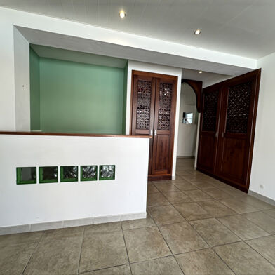 Commerce  265000 €